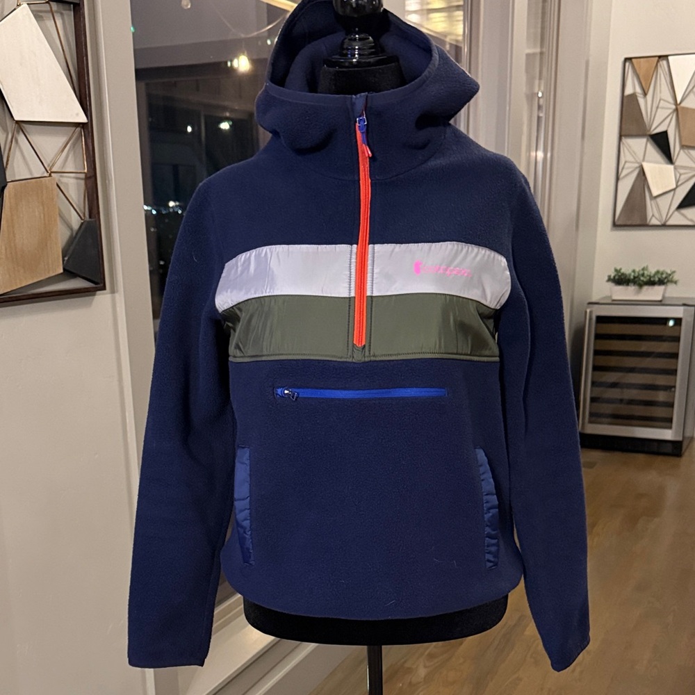Navy Fleece Pullover with Colorblock Design